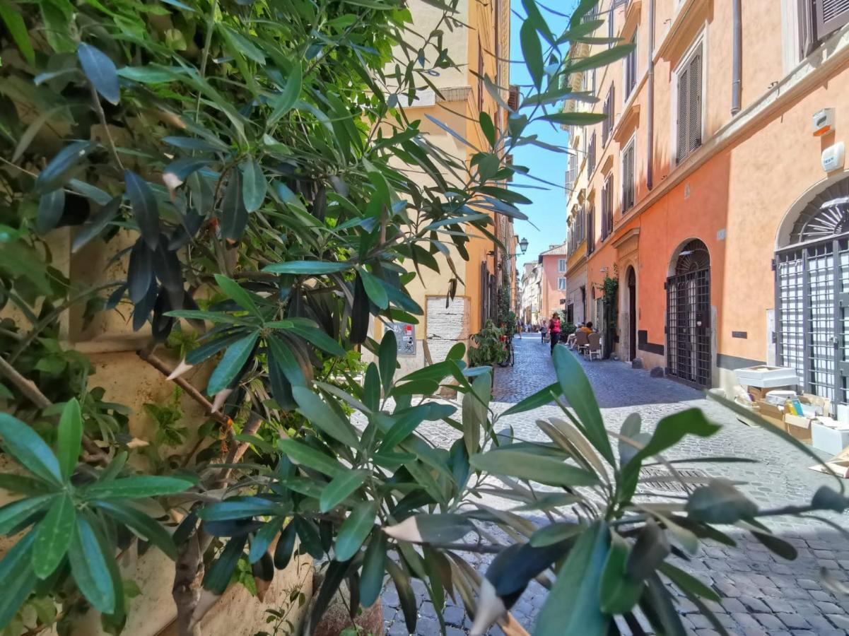 Romantica Navona Buitenkant foto